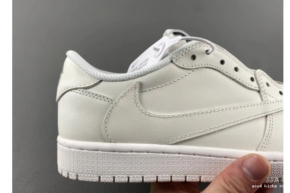 SP TRAVIS 1  SCOTT JORDAN  LOW OG OG1228-111 RETRO OG1228-111 0407